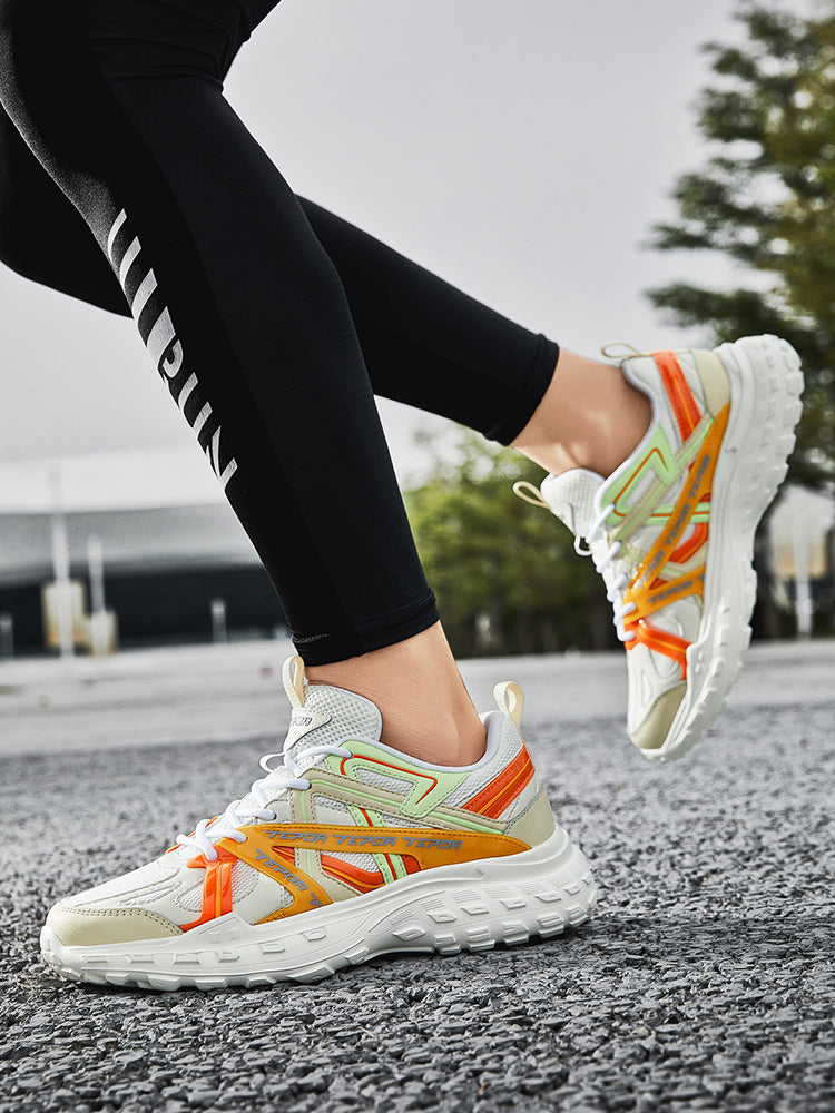 IRIS – Spectrum Knit Runner – Prism Drop