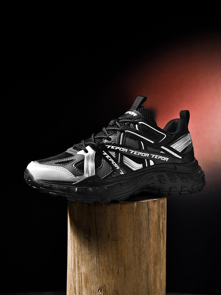 IRIS – Spectrum Knit Runner – Prism Drop